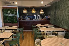 sacas eatery bar Cascais